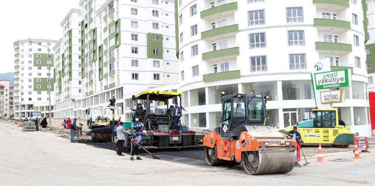 Yağmura Rağmen Asfalt Rekoru