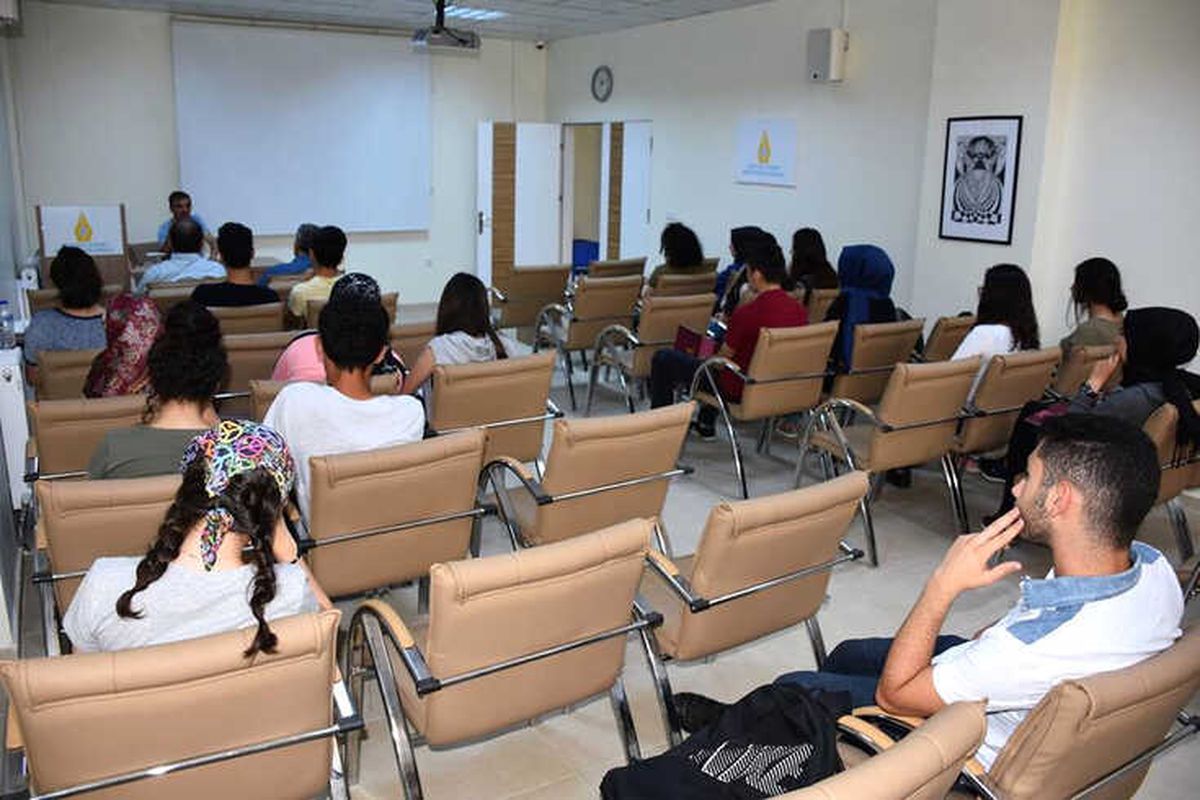 Yeşilyurt Kent Konseyi Tarafından "SINAVA Yürürken Son Hafta Nasıl Geçirilmeli" Semineri