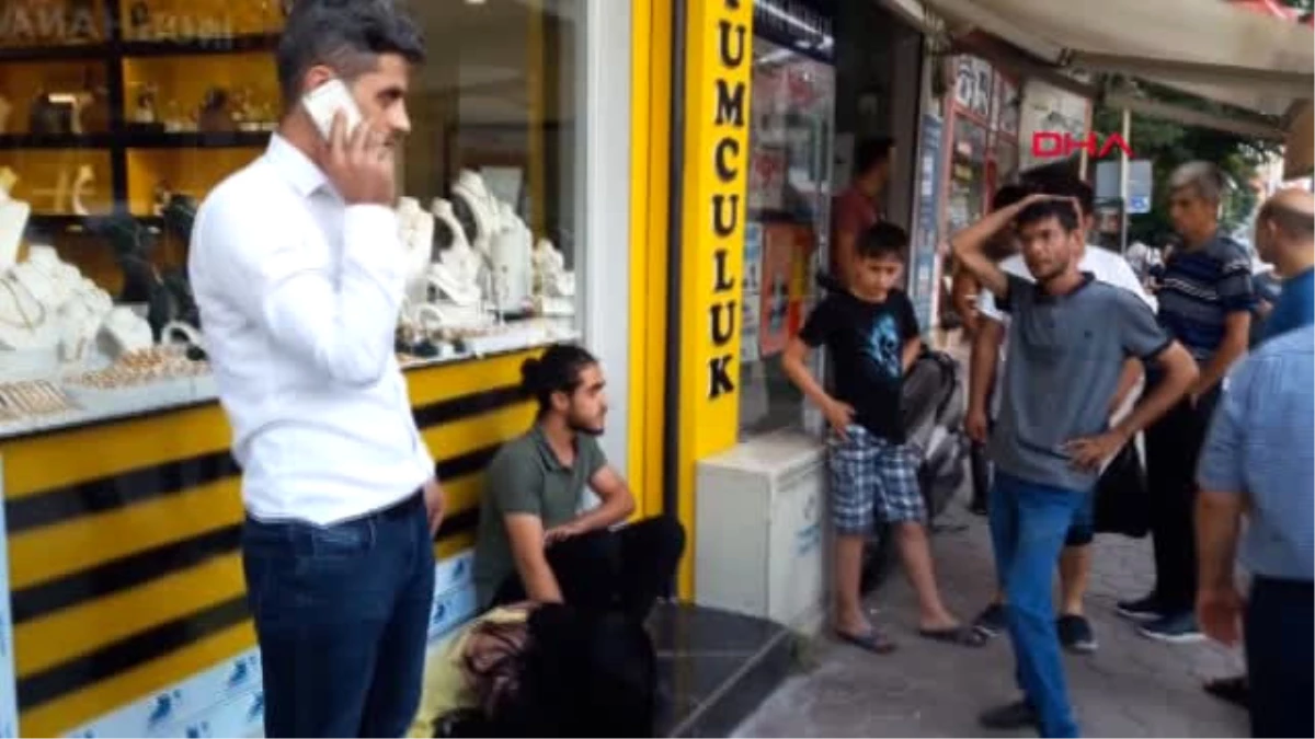 Adana Sahte Altın Satmaya Çalışırken Yakalanan Kadın \'Polis\' Diye Bağırdı
