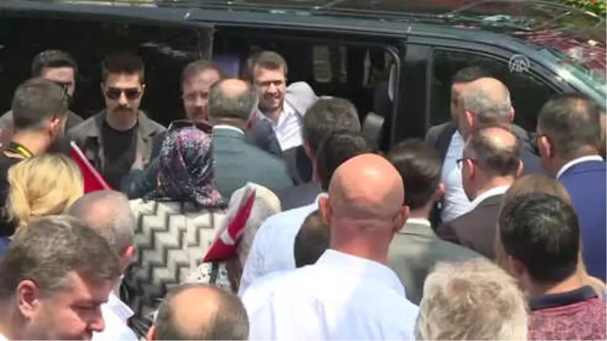 Başbakan Yardımcısı Hakan Çavuşoğlu: "Bunlar Çürümüş, Tefessühe Uğramışlar"