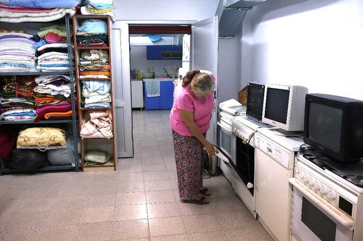Buca Eşya Giysi Bankası\'ndan 9 Bin 247 Kişi Yararlandı