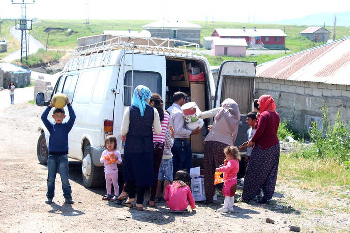 Leyla\'yı Arama Çalışmaları Sürüyor: Beyaz Minibüs Bulundu