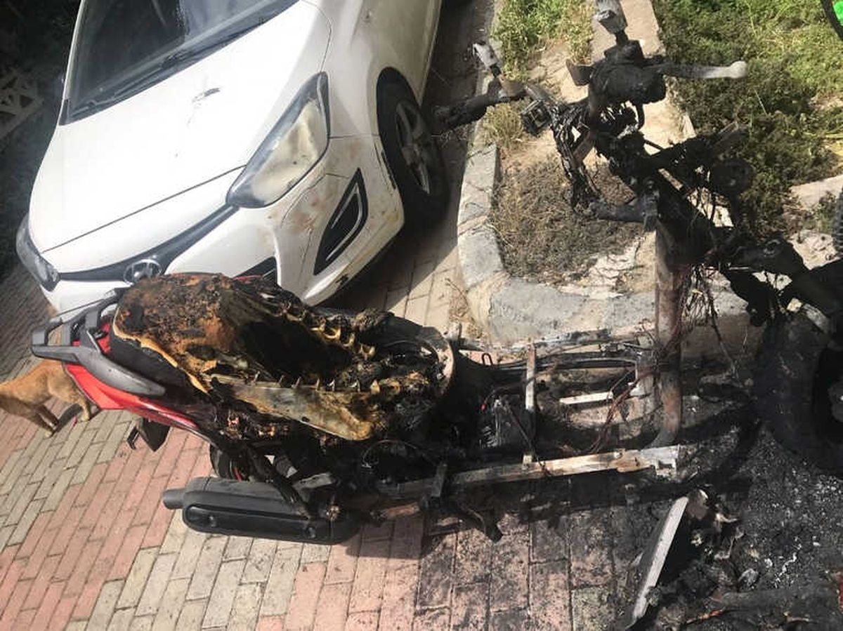 Çalamadıkları Motoru Ateşe Verdiler