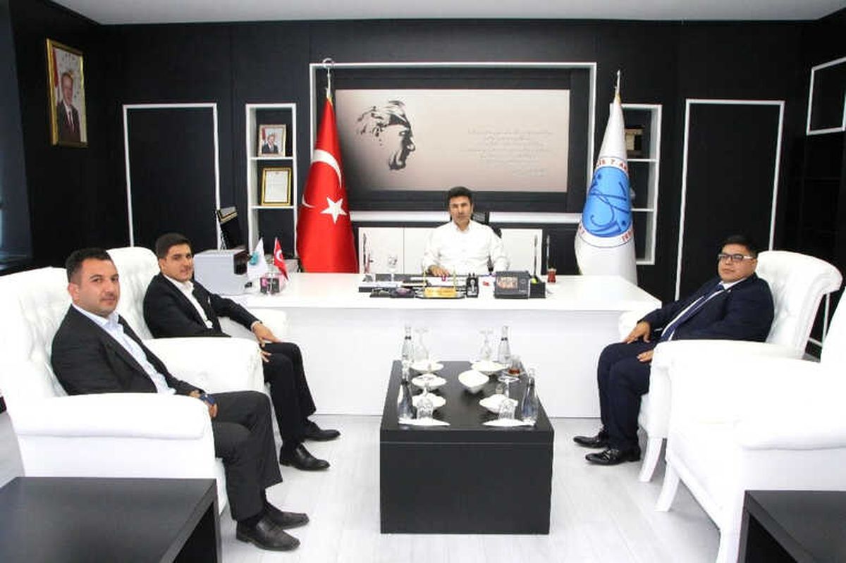 Rektör Karacoşkun\'a Ziyaret