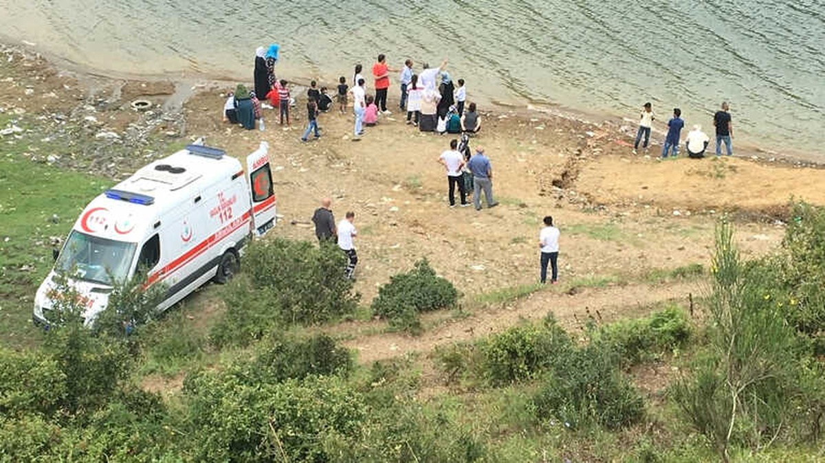 Serinlemek İçin Baraja Giren 2\'si Kardeş 3 Çocuk Hayatını Kaybetti