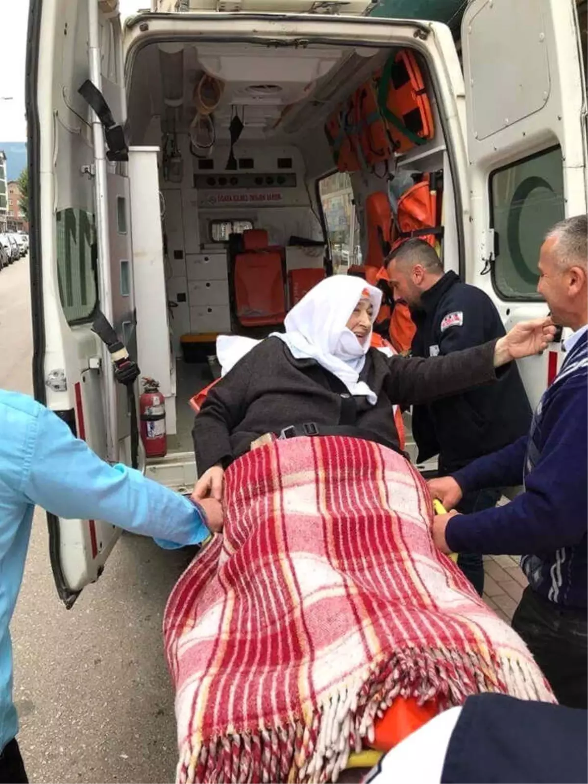 Ambulansla Oy Kullanmaya Gitti