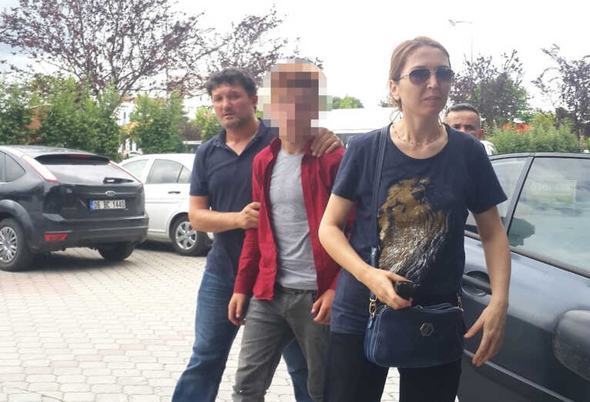 Çalıntı Motosikletle Gezen Gençler Polisten Kaçamadı