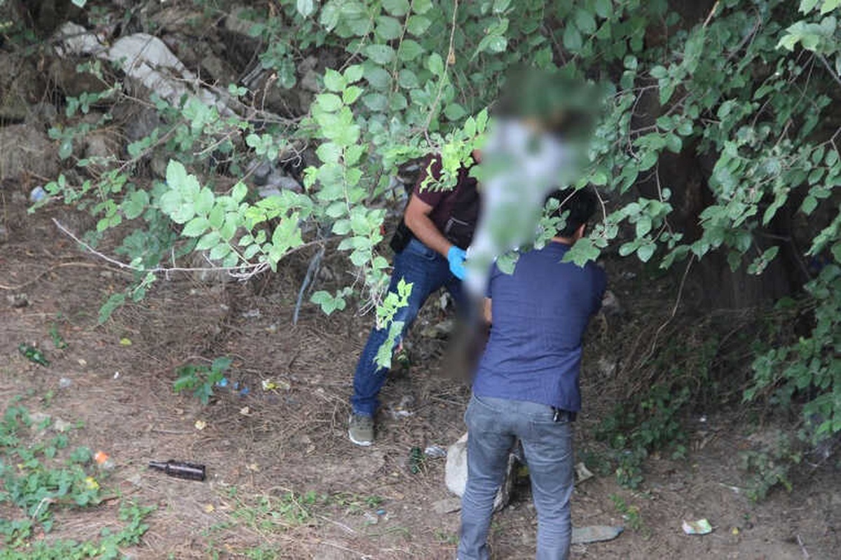Gediz Köprüsünün Altında Erkek Cesedi Bulundu