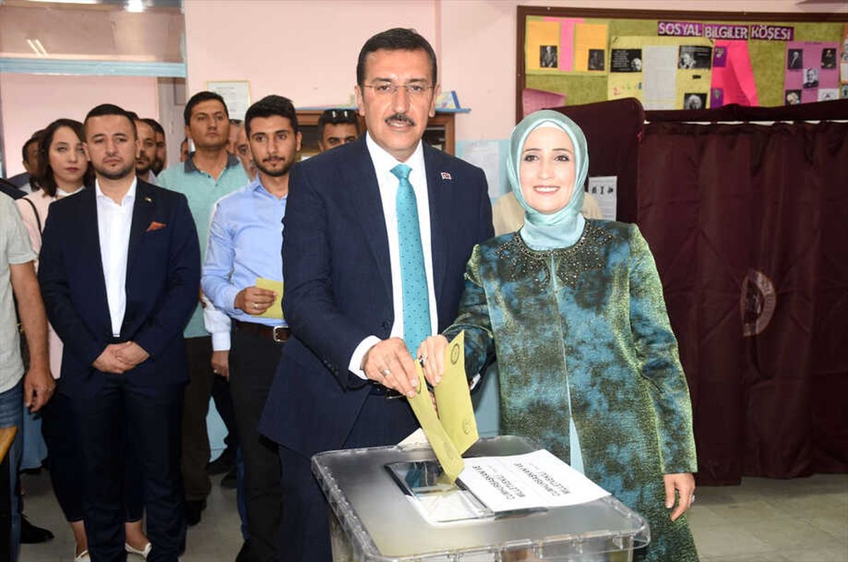 Şaibesiz ve Doğru Bir Seçim Yapılıyor"