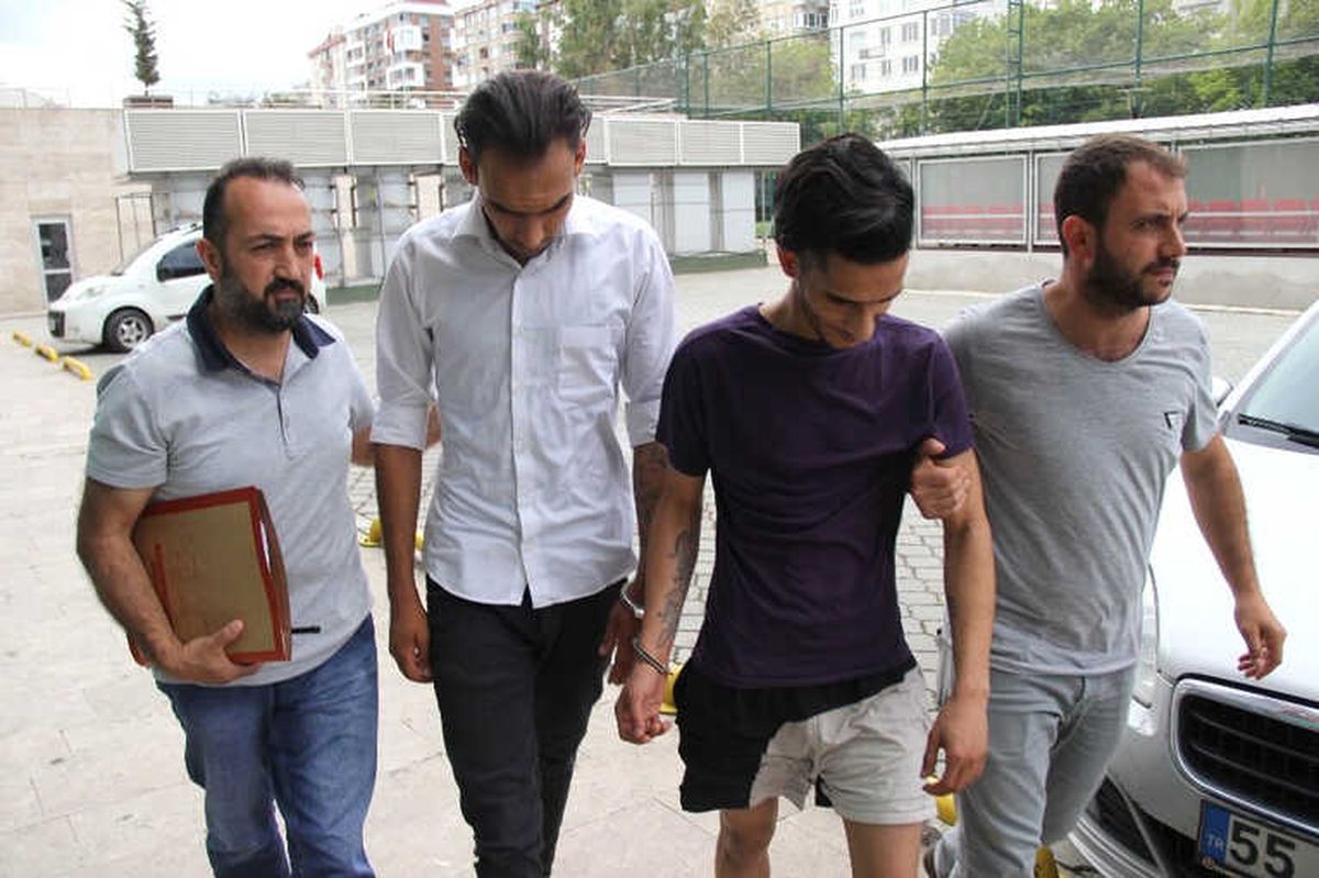 Samsun\'da Cep Telefonu Gasp Eden Iraklılar Yakalandı