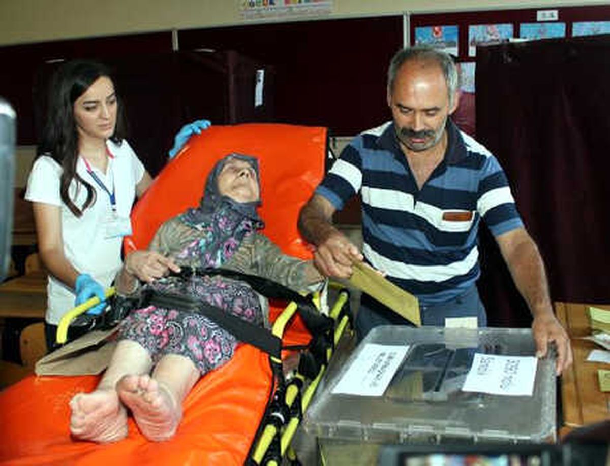 Sedye ile Taşındı, Oyunu Böyle Kullandı