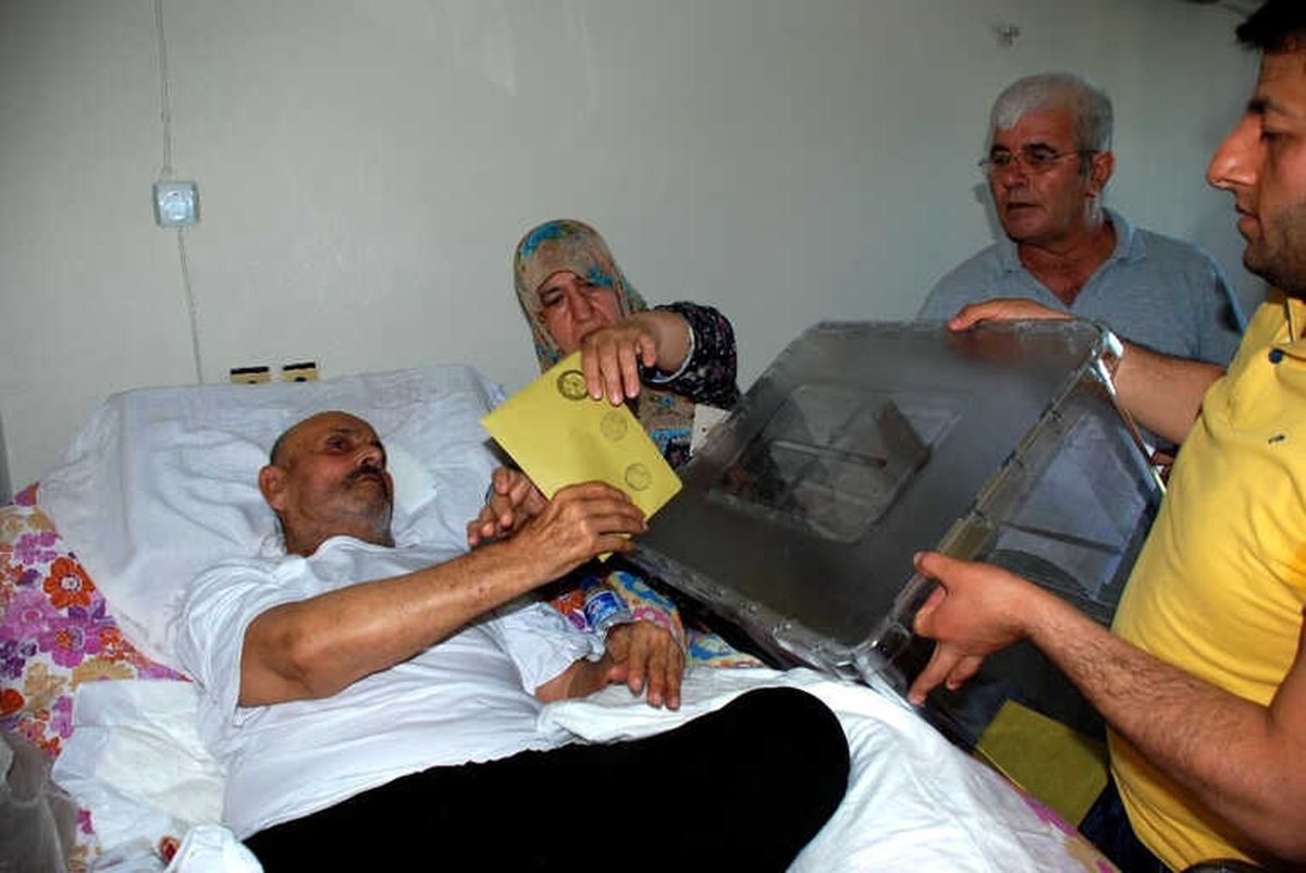 Seyyar Sandıklar Seçmenin Ayağına Gitti