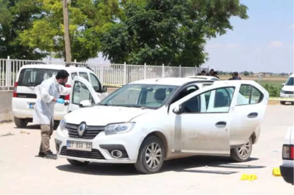 Suruç\'ta Havaya Ateş Açılarak Durdurulan Otomobilde 4 Çuval Oy Pusulası Ele Geçti