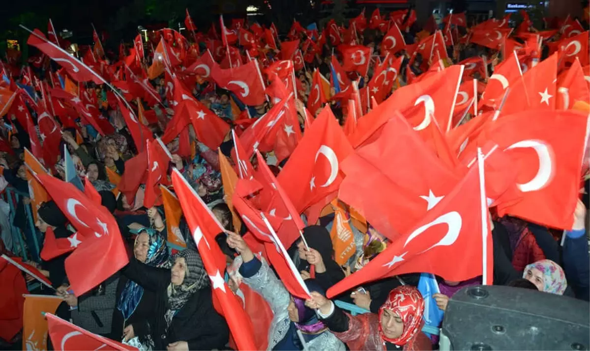 Bu Gece Fetö ve PKK Üzüldü"