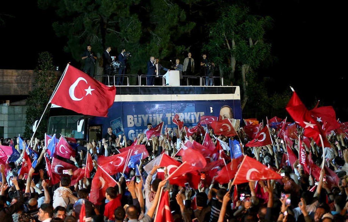 Cumhurbaşkanı Erdoğan, Vatandaşlara Hitap Etti
