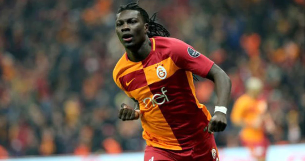 Galatasaray\'ın Golcüsü Gomis, 500 Bin Euro Zam İstiyor