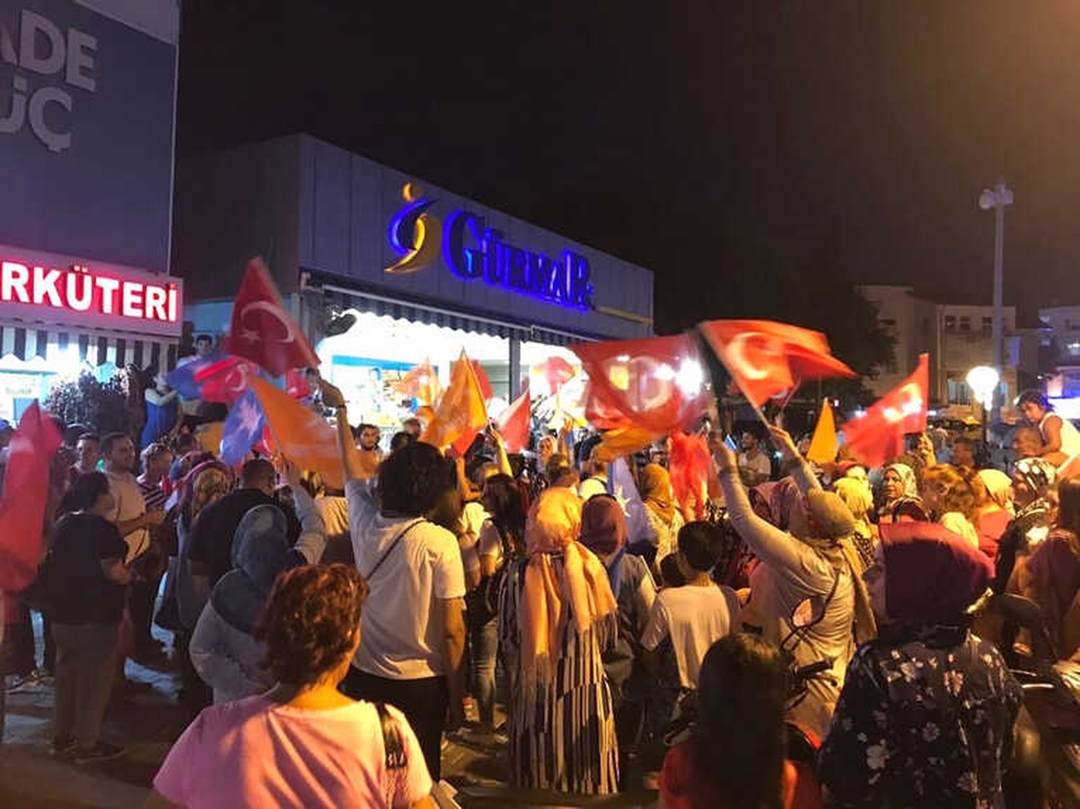 Kuşadası\'nda Resmi Olmayan Kesin Sonuçlar