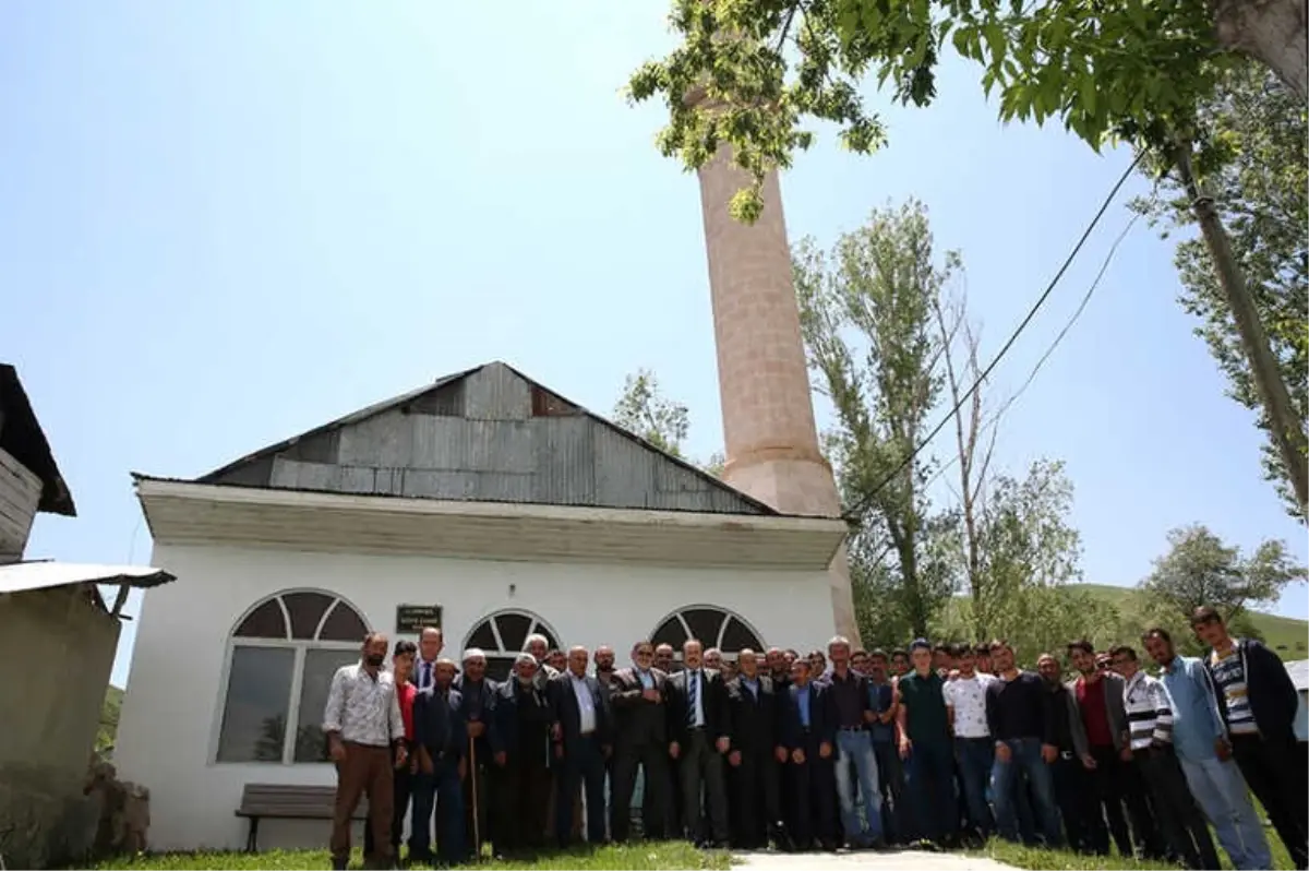 Vali Pehlivan Muhtarlar ve Vatandaşlar ile Bir Araya Geldi