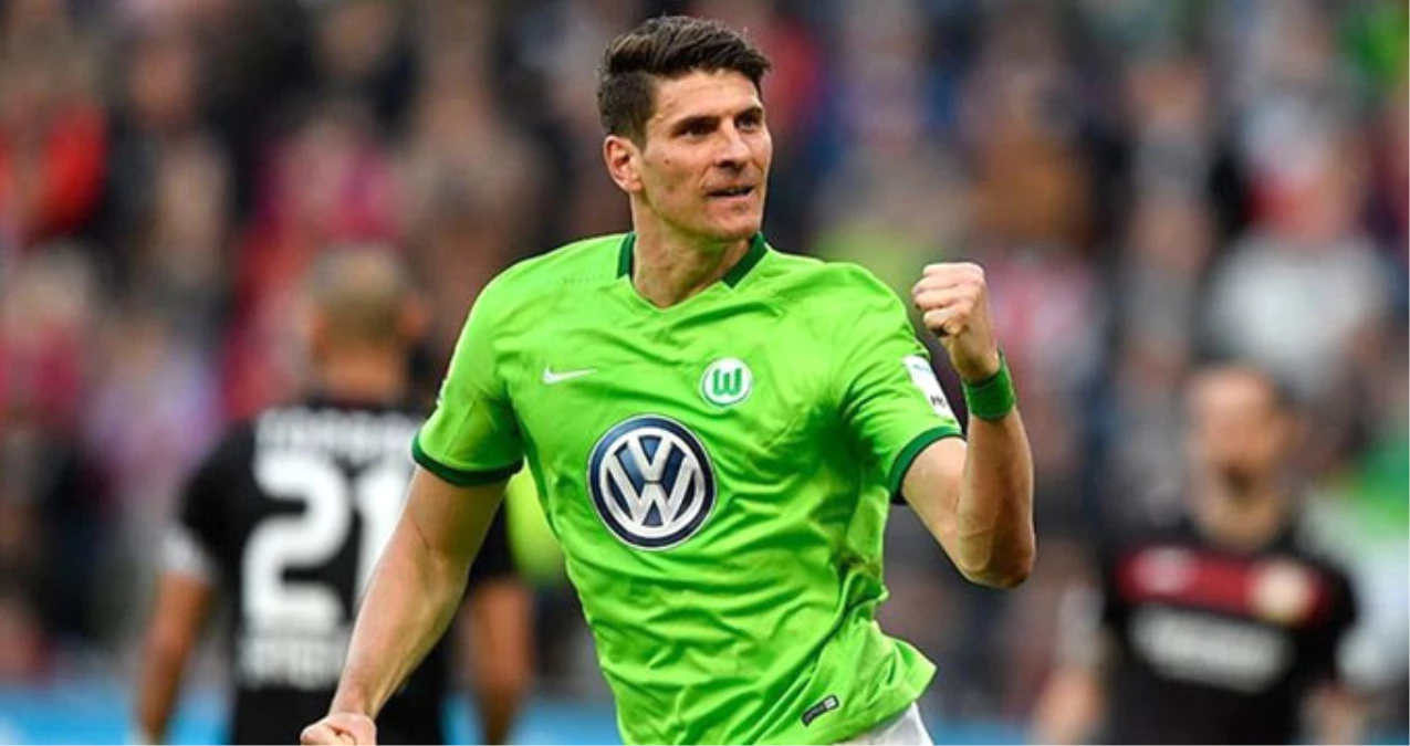 Alman Temsilcisi Wolfsburg, Mario Gomez\'in Boşluğunu Wout Weghorst ile Doldurdu