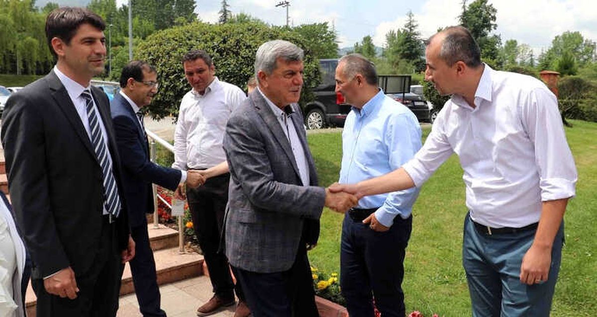 Başkan Karaosmanoğlu, "Emeğin Olduğu Yerden Kuvvet Çıkar"