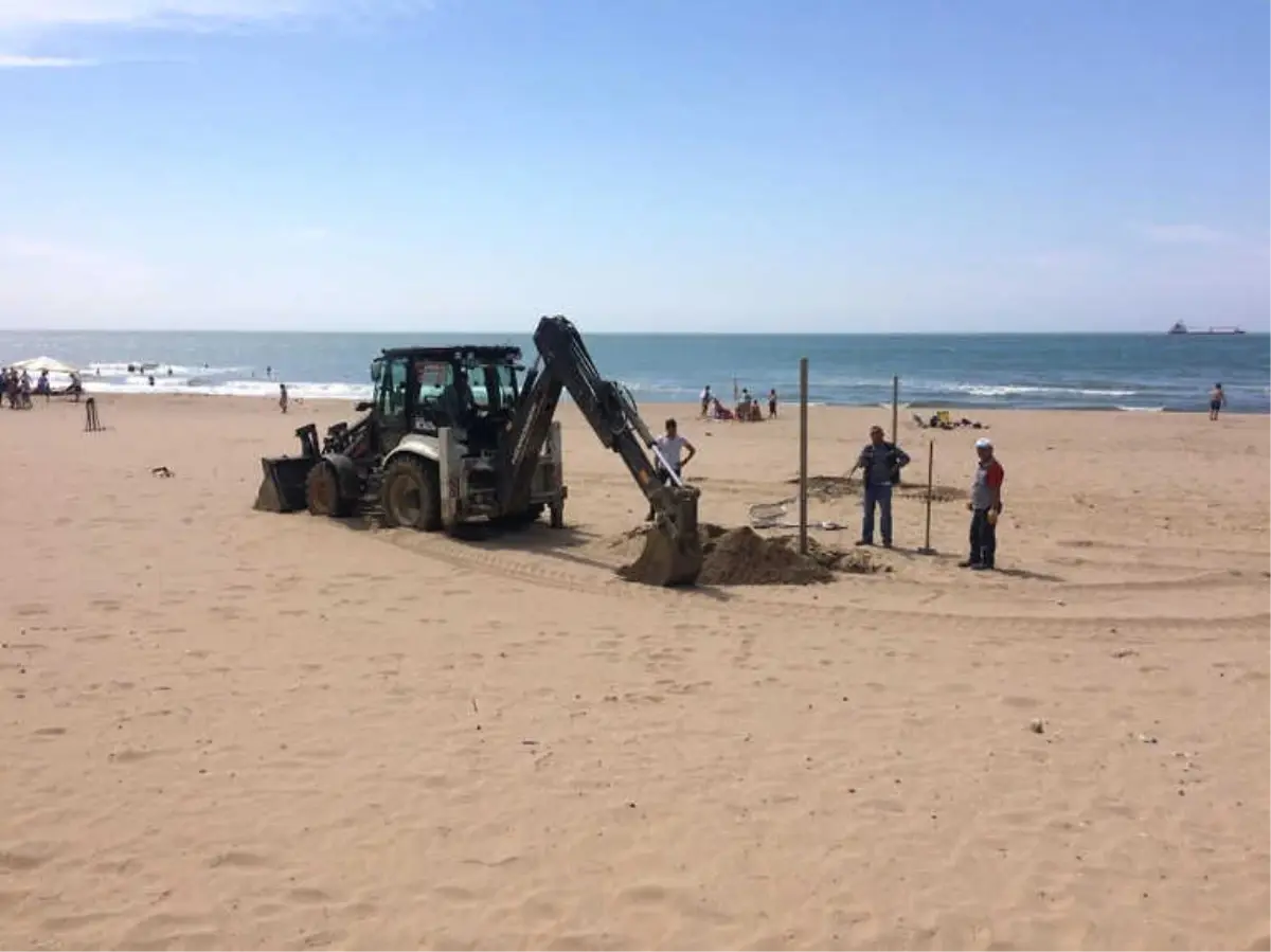 İnkumu\'nda Beach Voley Hazırlıkları