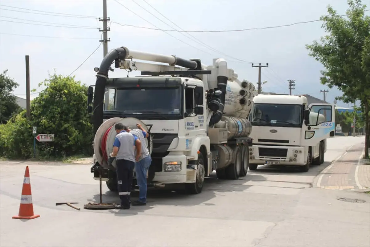 Mahalle Sakinleri "Kimyasal Koku" İddiasıyla Eylem Yaptı