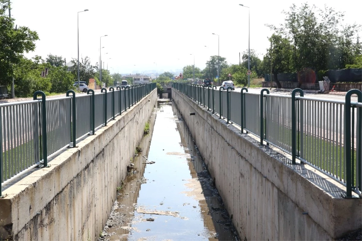 Melikgazi\'nin Taşkın Su Kanalları Şehrin Sigortası Oldu