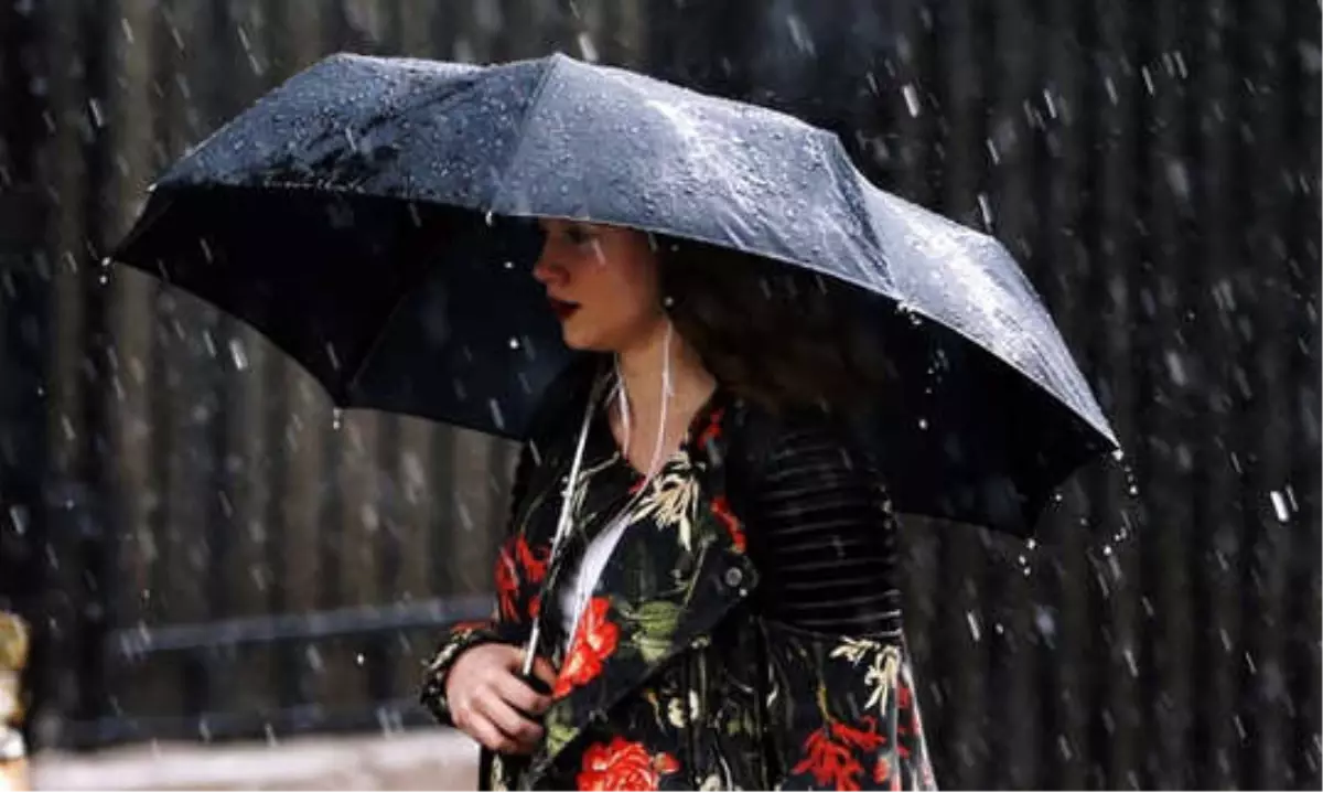 Meteoroloji İstanbul ve Ankara İçin Saat Verdi