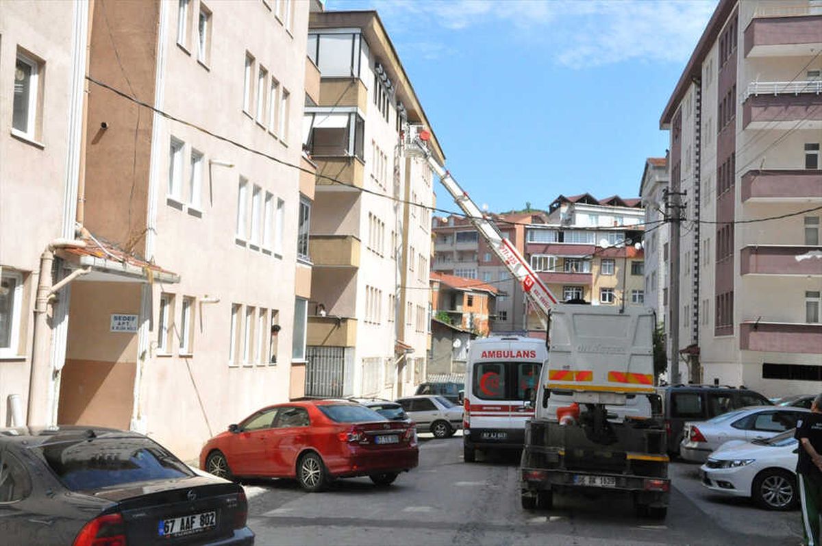 Ocakta Unutulan Tencere Paniğe Neden Oldu