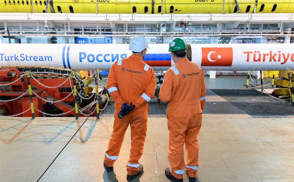 Türk Akımının Yüzde 62\'si Tamamlandı