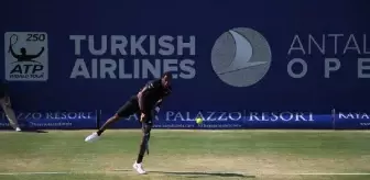 Antalya Open'da Fransız Raketler Çeyrek Finalde