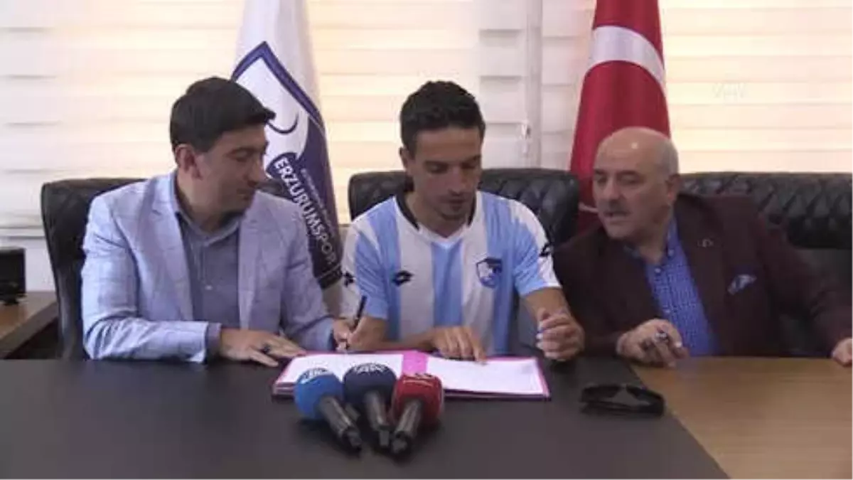 Büyükşehir Belediye Erzurumspor\'da Transfer