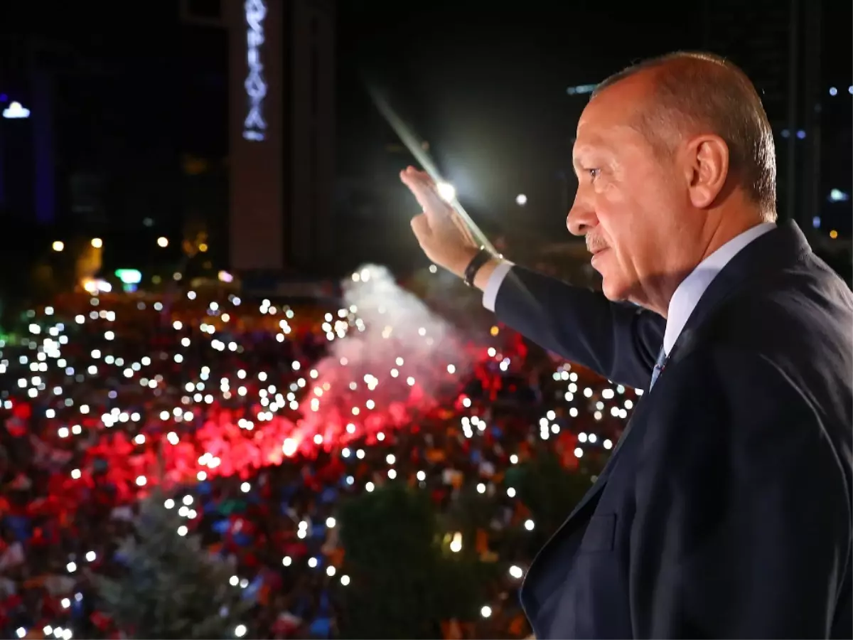 Cumhurbaşkanı Erdoğan\'a Lübnan ve Tunus\'tan Tebrik