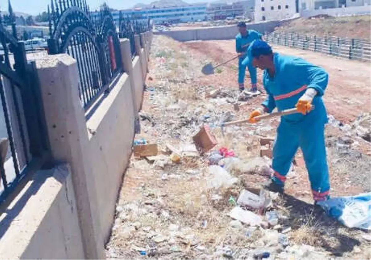 Hastane Yakınına Atılan Tıbbi ve Evsel Atıklar Temizlendi