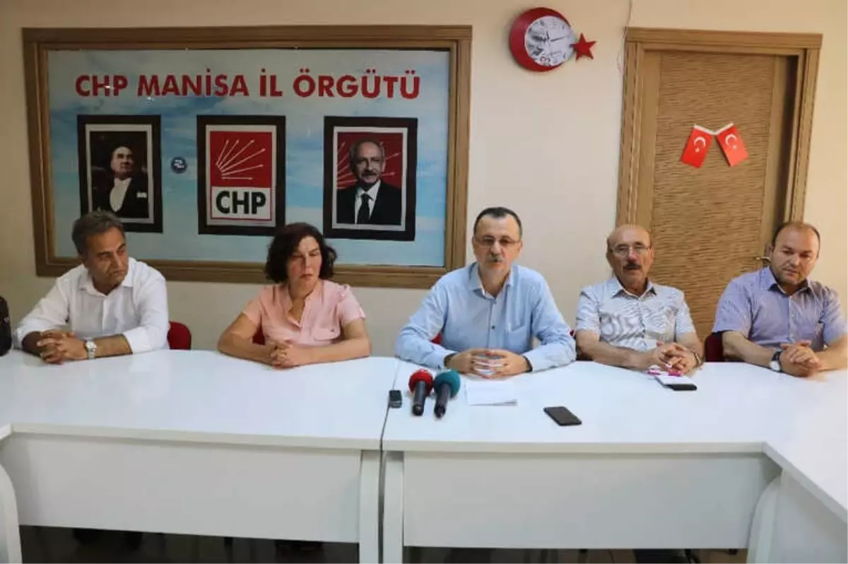 Manisa CHP\'den Kılıçdaroğlu\'na \'Görevi Devret\' Çağrısı