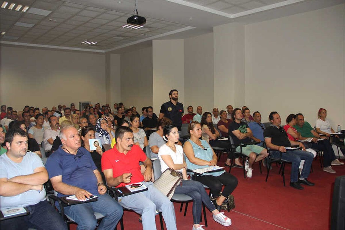 Mersin\'de "Terörü Hep Birlikte Durdurabiliriz Projesi"
