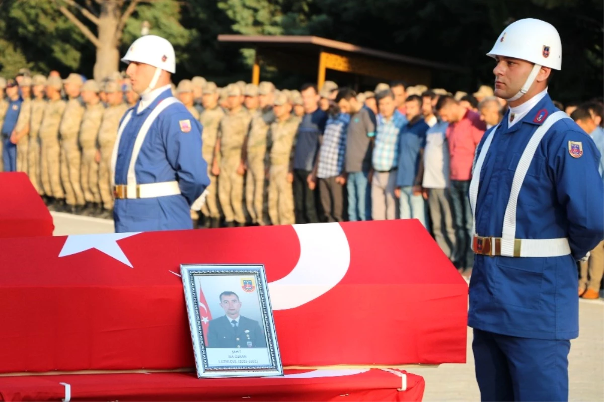 Şehit Asker ve Korucu İçin Kahramanmaraş\'ta Tören Düzenlendi