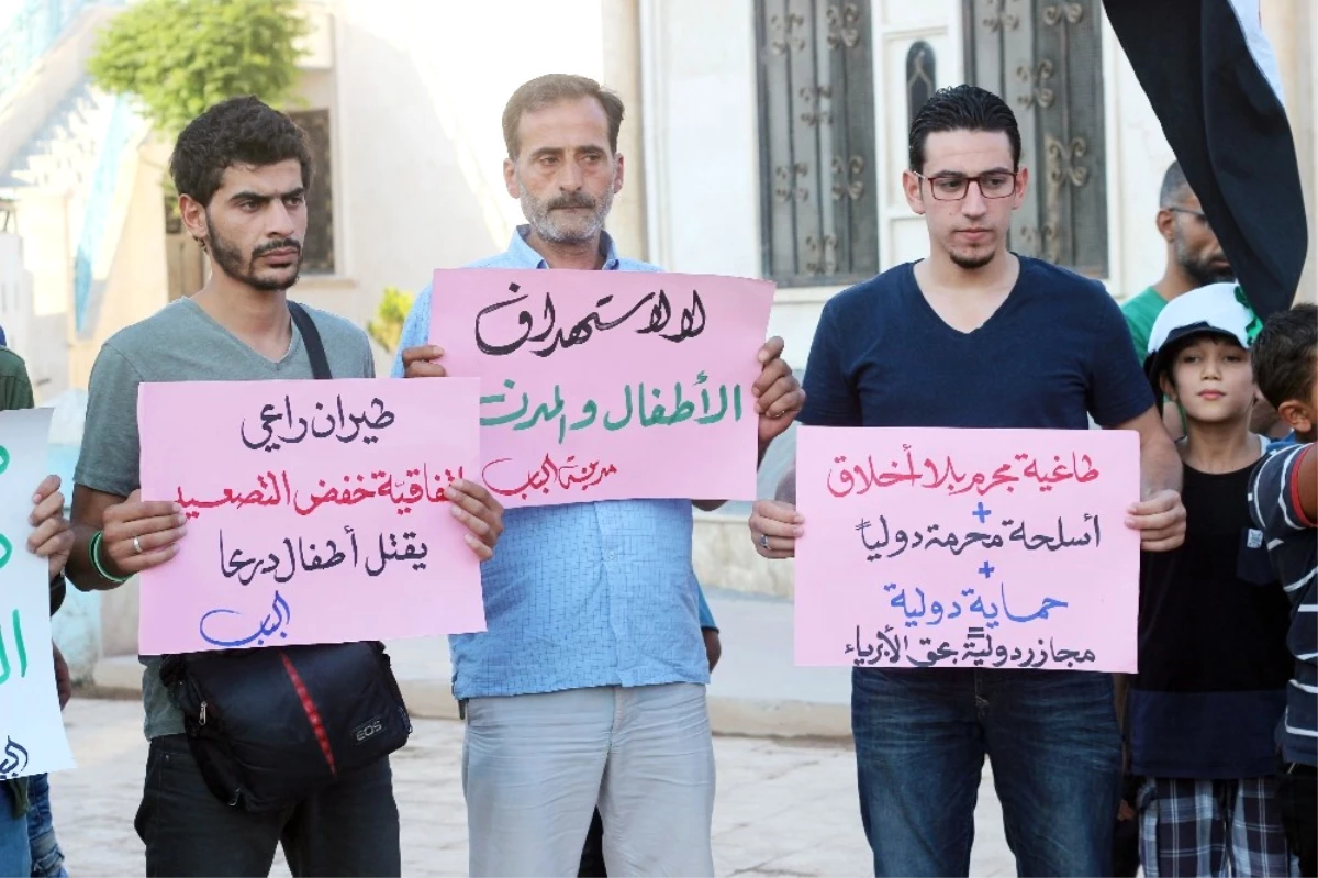 Suriye Rejiminin Dera Harekatı El Bab\'da Protesto Edildi