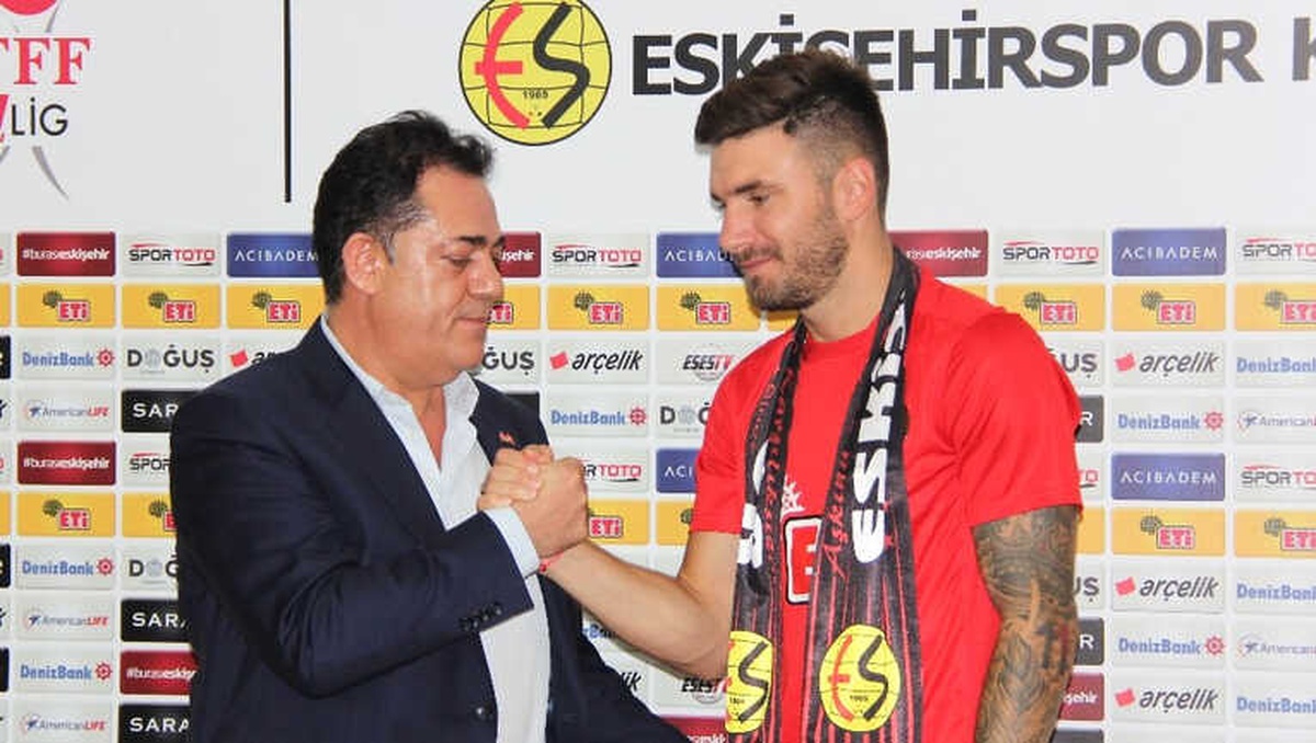 Eskişehirspor Marko Milinkovic ile İmzaladı