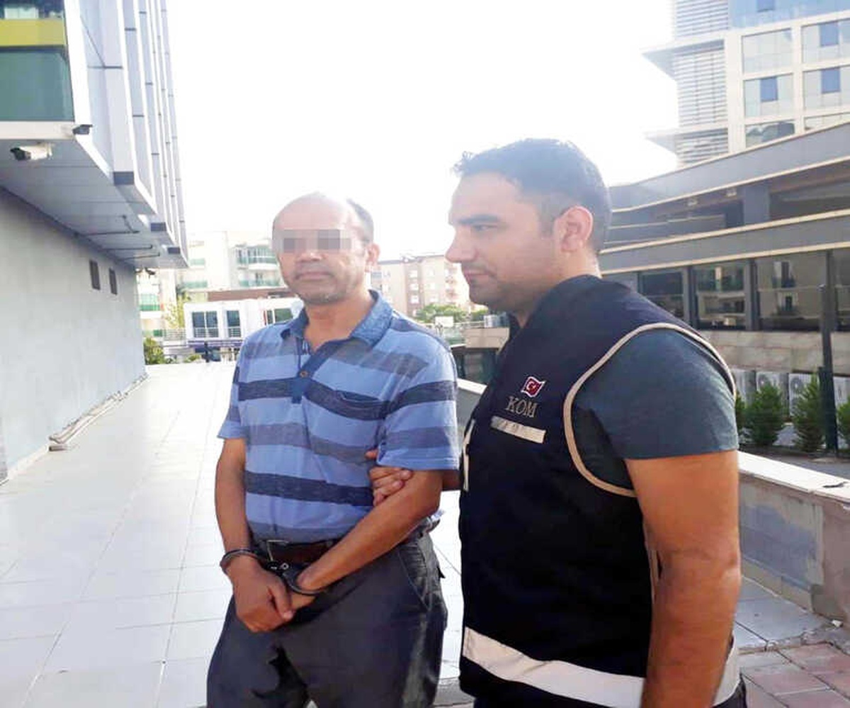 Fetö\'nün Gaybubet Evine Operasyon: 7 Gözaltı