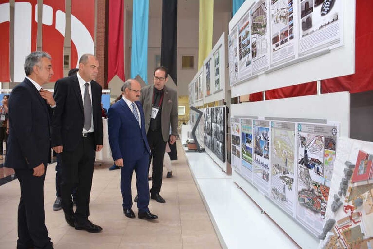 Isuep Uluslararası Kentleşme ve Çevre Sorunları: Değişim/dönüşüm/özgünlük Sempozyumu Başladı