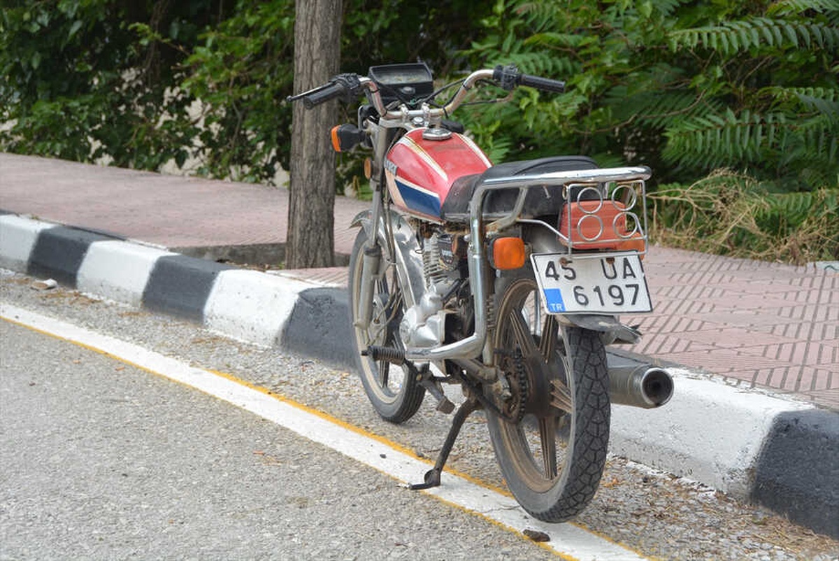 Manisa\'da Çalıntı Motosiklet Bulundu