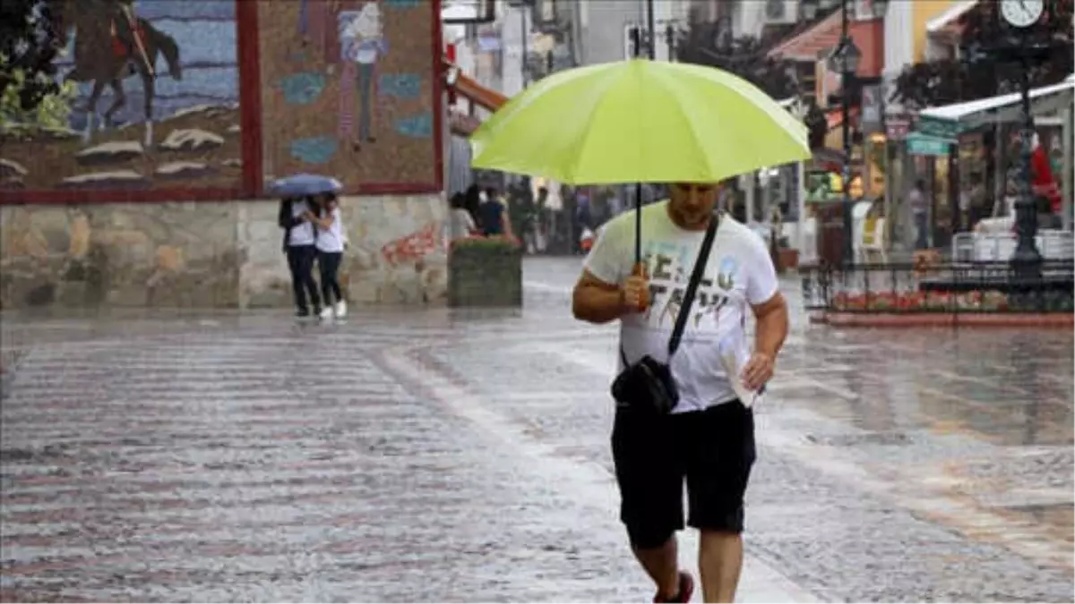 Meteoroloji: Sağanak Devam Edecek