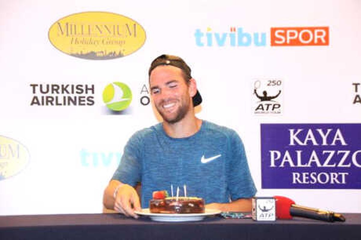 Antalya Açık\'ta Mannarino ve Dzumhur Finalde