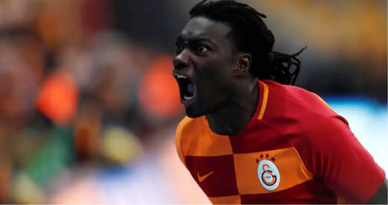 Bafetimbi Gomis\'ten Galatasaray Taraftarına Duygusal Mesaj