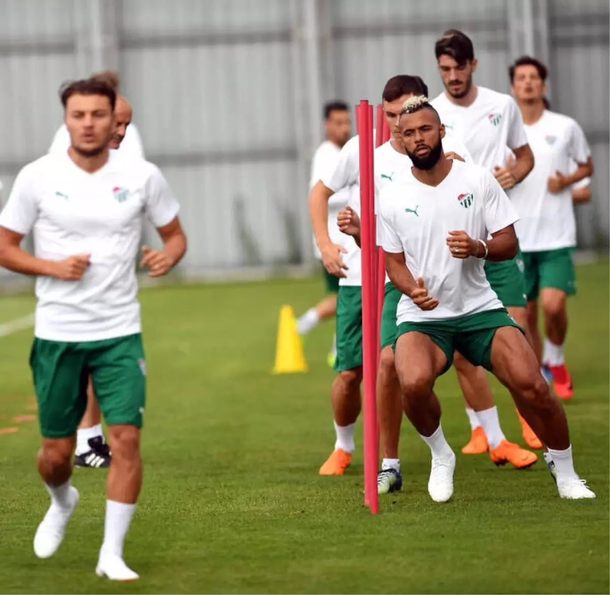 Bursaspor\'da Mesai Sürüyor