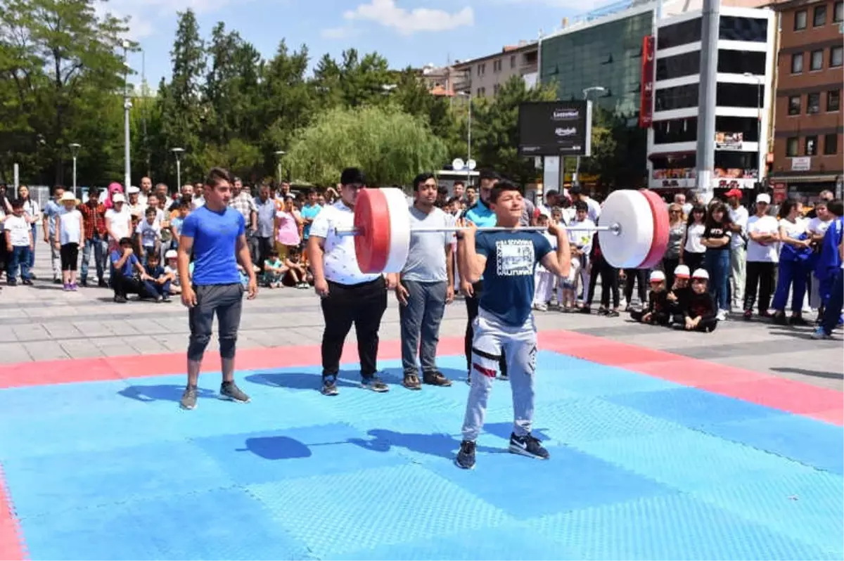 Kırıkkale\'de 4 Bin 152 Çocuk Spora Kayıt Oldu