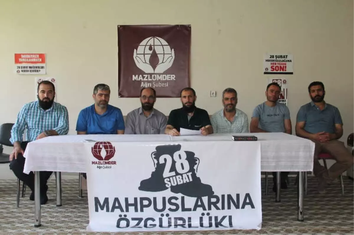 Mazlumder Ağrı Şubesi 28 Şubat Mağdurları İçin Basın Açıklaması Yaptı