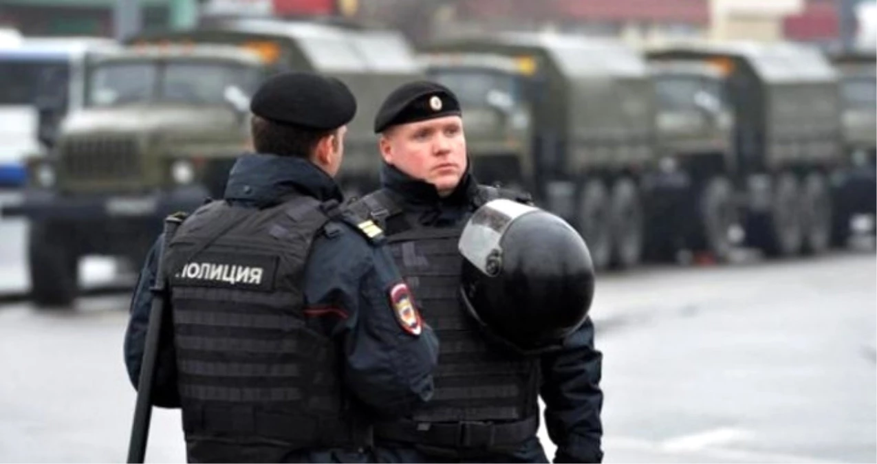 Moskova\'da Alarm, Havalimanının Bir Bölümü Kordona Alındı