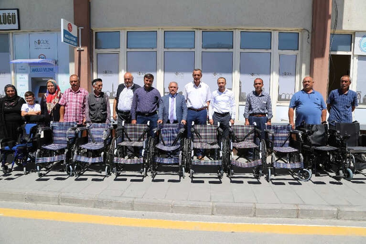 Niğde Belediyesi Engelli Vatandaşların Yüzünü Güldürüyor